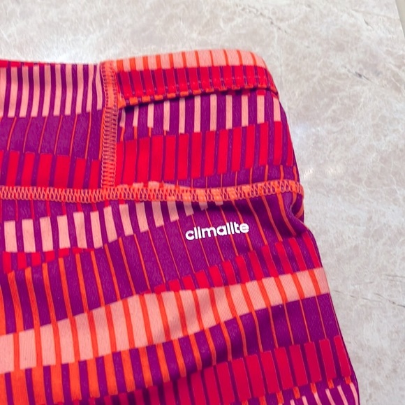 Adidas Geometric Active Capri Pants - Picture 5 of 7